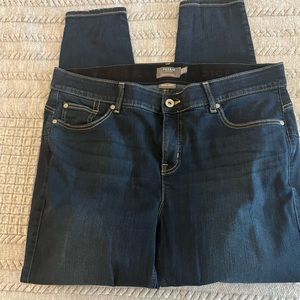 Torrid bombshell, jeans